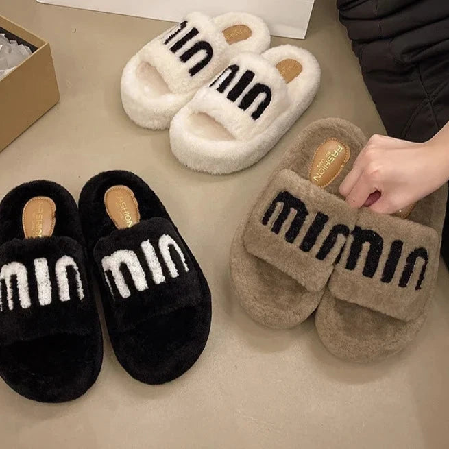 Plush Slippers – Cozy Elegance for Winter Comfort